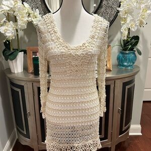 Elegant Cream Lace Dress/bathing suits cover